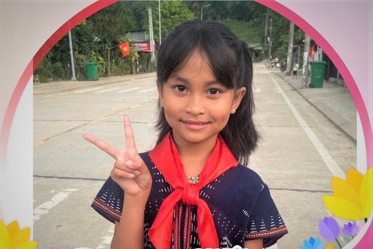 "Bông hoa nhỏ" của núi rừng Tây Giang