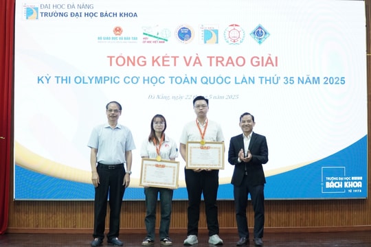 ‏Trường Đại học Bách khoa Đà Nẵng khen thưởng sinh viên đạt thành tích cao tại các cuộc thi‏