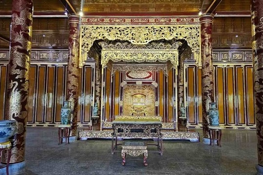 Huế đề nghị thành lập Hội đồng tu sửa ngai vàng triều Nguyễn