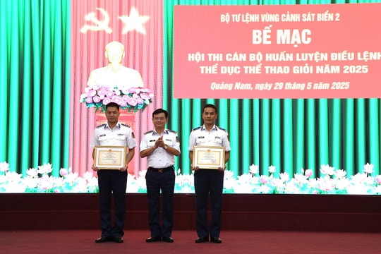 Vùng Cảnh sát biển 2 nâng cao chất lượng huấn luyện điều lệnh, thể dục thể thao