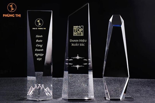 Kỷ niệm chương Phùng Thị - nhận làm kỷ niệm chương theo yêu cầu