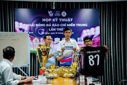 8 đội bóng tranh tài Giải bóng đá báo chí miền Trung lần thứ 11