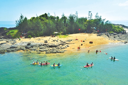 Chèo SUP ở Tam Hải