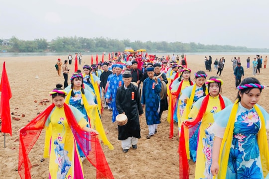 Sức mạnh văn hóa xứ Quảng từ góc nhìn lễ hội truyền thống