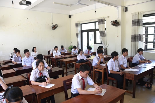 Hơn 18 nghìn học sinh Quảng Nam bước vào kỳ thi tuyển sinh lớp 10