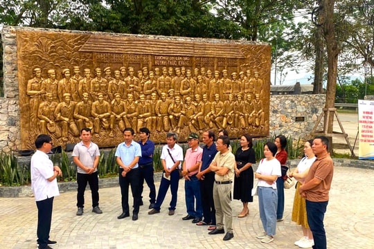 Trường báo chí đầu tiên của Việt Nam