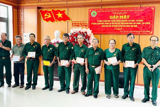 Hội Cựu Thanh niên xung phong huyện Duy Xuyên họp mặt kỷ niệm 75 năm ngày truyền thống