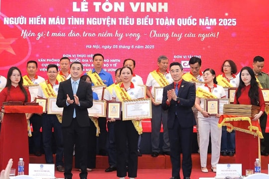 Hiến máu 34 lần, một phụ nữ ở Quảng Nam được tôn vinh cấp trung ương