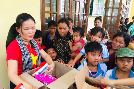 Đồng hành với phụ nữ vùng cao xứ Quảng