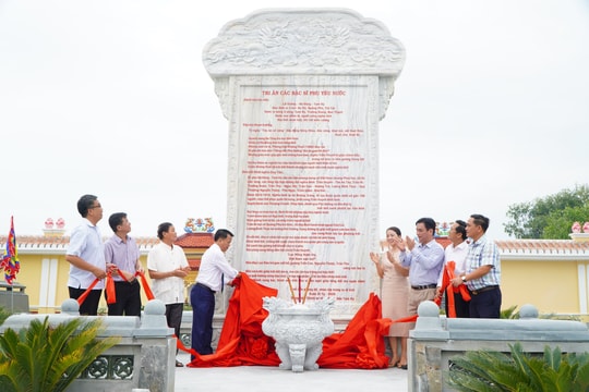 Khánh thành công trình cải tạo Nhà truyền thống và Khu mộ các sĩ phu yêu nước TP.Tam Kỳ