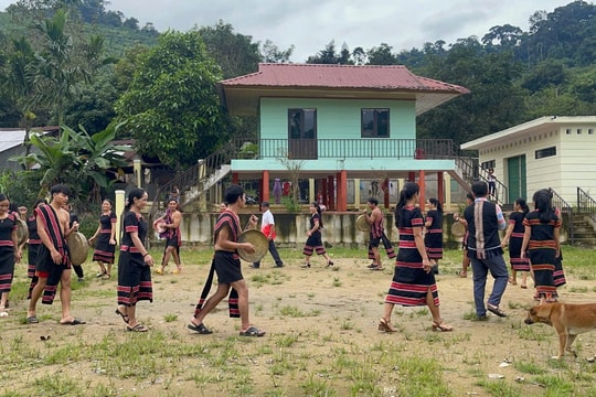 Cuộc chuyển mình của Tăk Chươm