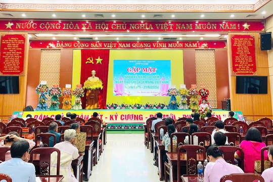 Duy Xuyên gặp mặt kỷ niệm 100 năm Ngày Báo chí cách mạng Việt Nam