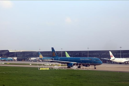 Các hãng hàng không Việt Nam không khai thác đường bay qua không phận Israel và Iran