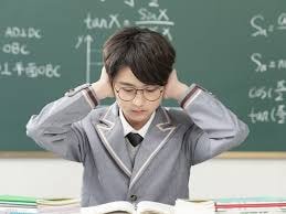 Áp lực học tập đến tận bậc mầm non