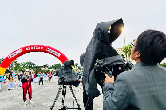 Nếu có thêm cuộc đời nữa, tôi vẫn theo nghề báo!