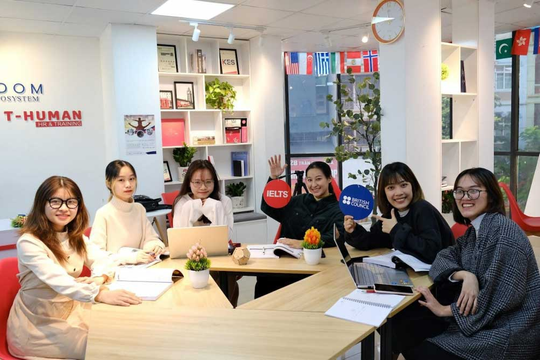 Cách ôn thi IELTS online đạt điểm cao hiệu quả từ IKES