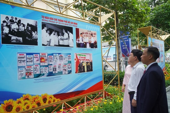 Khai mạc triển lãm 'Báo chí Cách mạng Việt Nam - Một thế kỷ đồng hành cùng dân tộc'