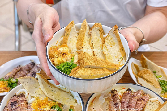 Đậm đà hương vị miền Trung trong từng tô bánh canh tôm tít Công Triều