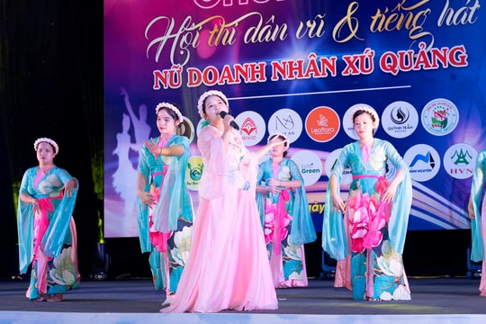Sôi nổi Hội thi dân vũ và tiếng hát nữ doanh nhân xứ Quảng