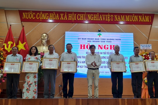 Gương Bí thư Chi bộ tổ dân phố ở thị trấn Trà My