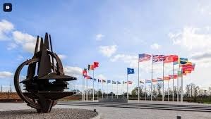 NATO đạt thỏa thuận tăng chi tiêu quốc phòng