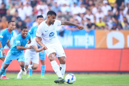 V-League 2024-2025: Khép lại mùa giải giàu cảm xúc
