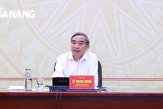 UBND thành phố thông qua nhiều nội dung tại phiên họp thường kỳ