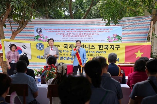 Tặng giếng khoan và thiết bị dưỡng lão tại Làng Hoa Sen quốc tế Hàn Quốc