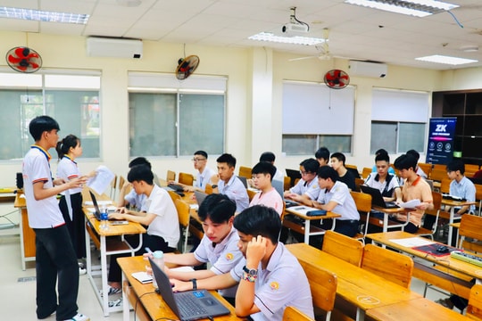 Gần 800 thí sinh tranh tài hội thi tin học trẻ toàn quốc khu vực miền Trung