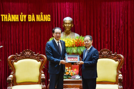 Bí thư Thành ủy Nguyễn Văn Quảng tiếp Đại sứ Trung Quốc tại Việt Nam