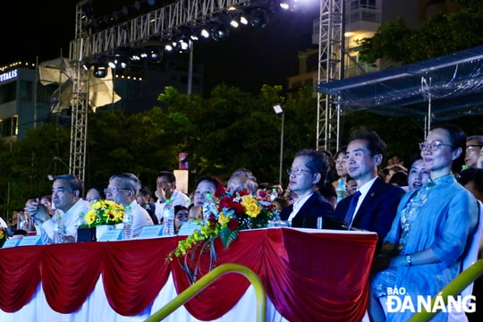 Đặc sắc chương trình nghệ thuật “ Đà Nẵng - bay cao cùng đất nước”