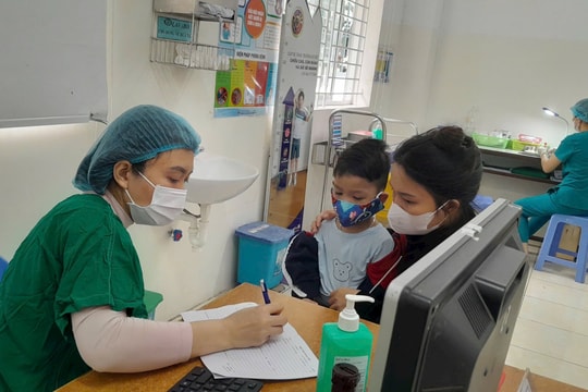 Bảo hiểm y tế: Tấm thẻ “quyền lợi” cho toàn dân