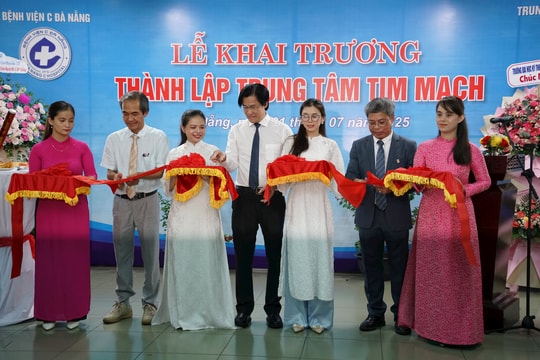 Khai trương Trung tâm Tim mạch Bệnh viện C Đà Nẵng