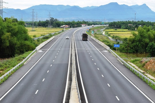 Mở rộng không gian đô thị, cơ sở hạ tầng và kinh tế Đà Nẵng