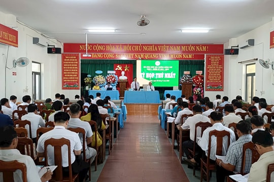 HĐND phường Quảng Phú thông qua nhiều nghị quyết
