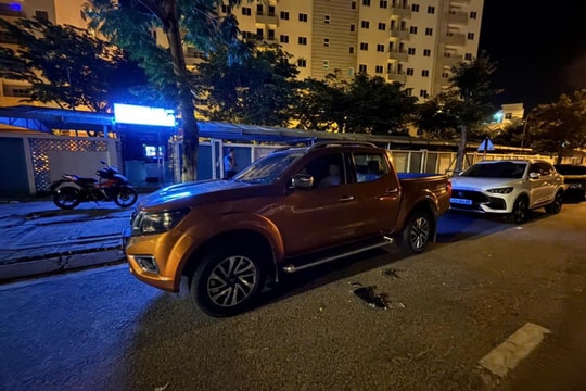 Bắt khẩn cấp đối tượng đập kính xe ô-tô trộm cắp tài sản