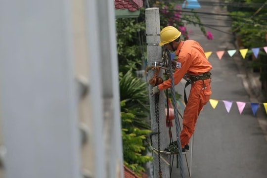 Hóa đơn tiền điện tháng 6 tăng méo mặt, có nơi lên tới 10 triệu đồng