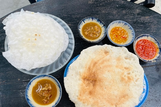 Người quê thương lấy món quê