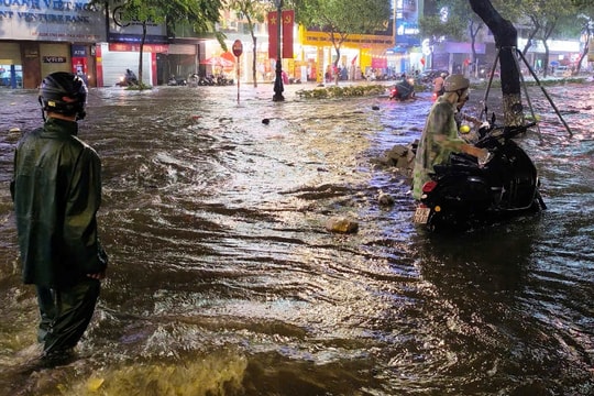 Đề phòng tiếp tục xảy ra mưa dông, chủ động ứng phó với thiên tai