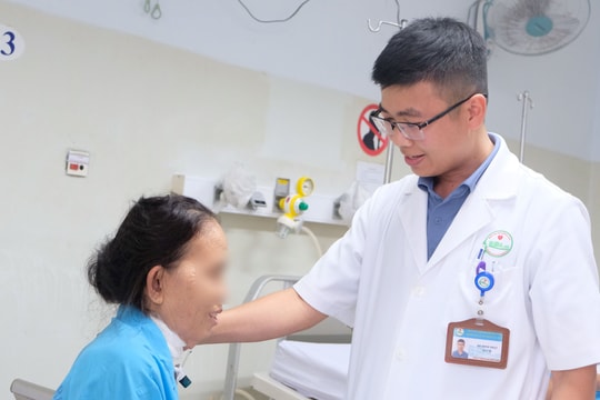 Bệnh viện Ung bướu Đà Nẵng phẫu thuật thành công ca ung thư tuyến giáp xâm lấn khí quản