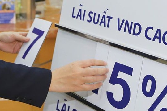 So sánh lãi suất ngân hàng 12 tháng trong tháng 7/2025: Ai thắng trong cuộc đua lãi suất?