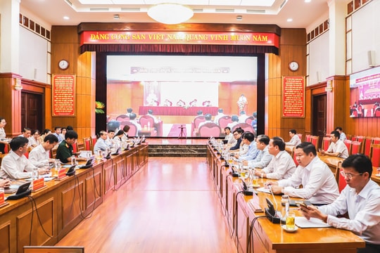 Hoàn thiện thể chế, khắc phục “kẽ hở”, không để lợi dụng tham nhũng, lãng phí, tiêu cực