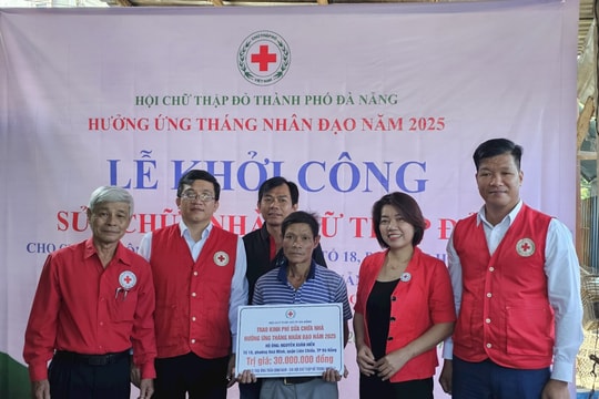 Nối dài hành trình nhân đạo