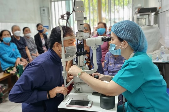 Tam Kỳ Project tài trợ phẫu thuật PHACO miễn phí tại Bệnh viện Đa khoa Quảng Nam