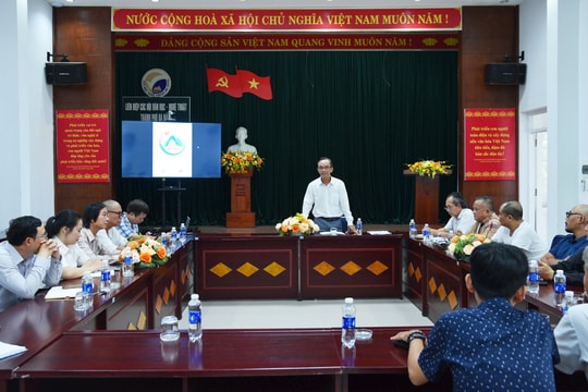 Liên hiệp các Hội Văn học - Nghệ thuật thành phố tổ chức góp ý logo thành phố Đà Nẵng mới