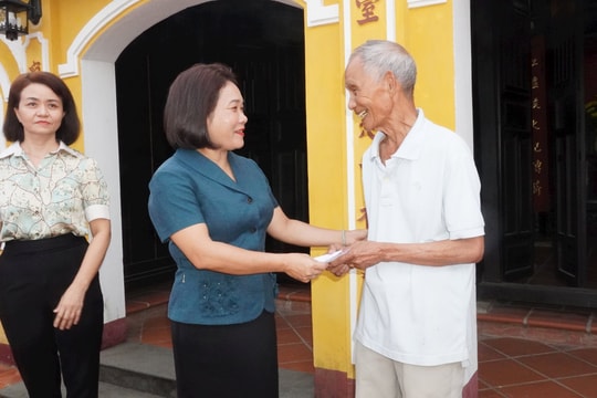 Đi trước mở đường, giữ vững trận địa tư tưởng của Đảng