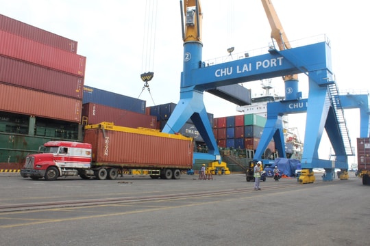 Xã Núi Thành phát triển cảng biển và logistics