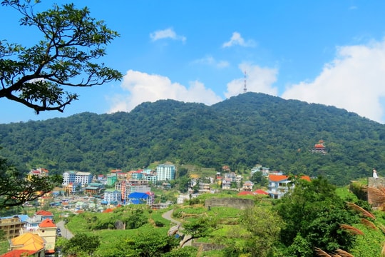 Bỏ túi lịch trình 2 ngày 1 đêm Tam Đảo: Check-in Cổng Trời, chỉnh phục đỉnh Thiên Nhị