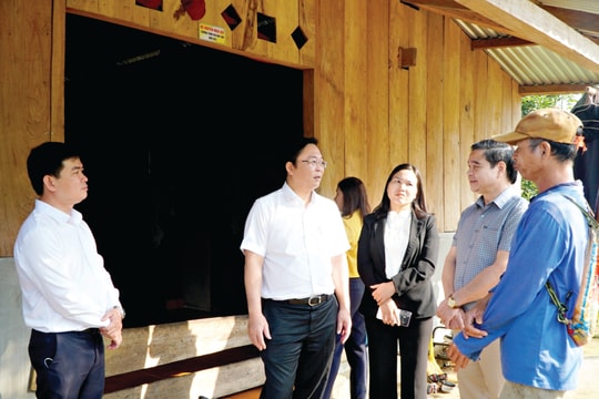 Tốc lực hoàn thành xóa nhà tạm