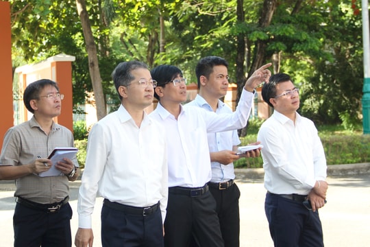 Bí thư Thành ủy Nguyễn Văn Quảng kiểm tra công tác chuẩn bị Đại hội đại biểu Đảng bộ thành phố Đà Nẵng lần thứ XXIII